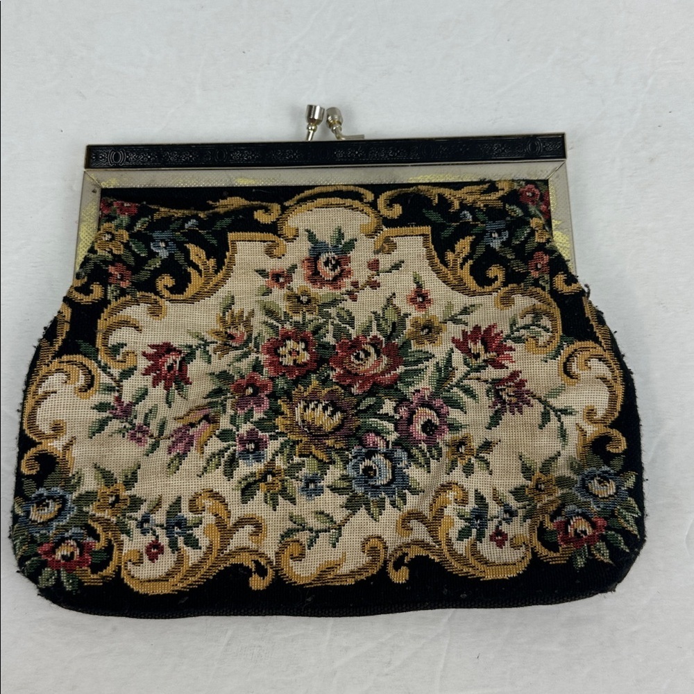 Vintage Tapestry Kiss Lock Clutch Purse